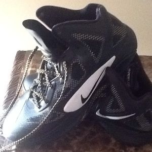 Nike HYPERFUSE (MEN)